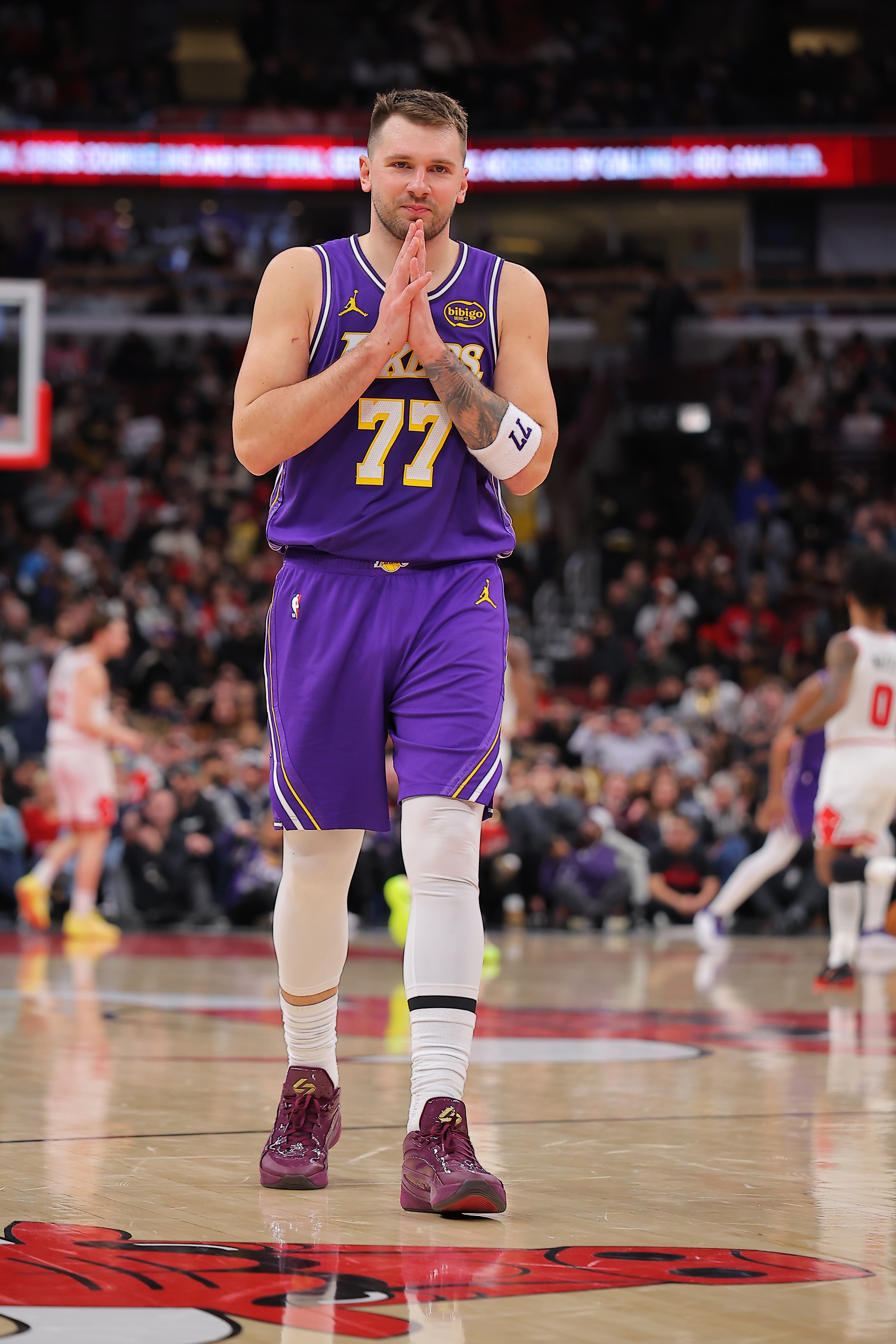 旺财28入口-媒体人：东契奇嘻嘻哈哈拿下46+7+11 得分这件事对他实在太容易了